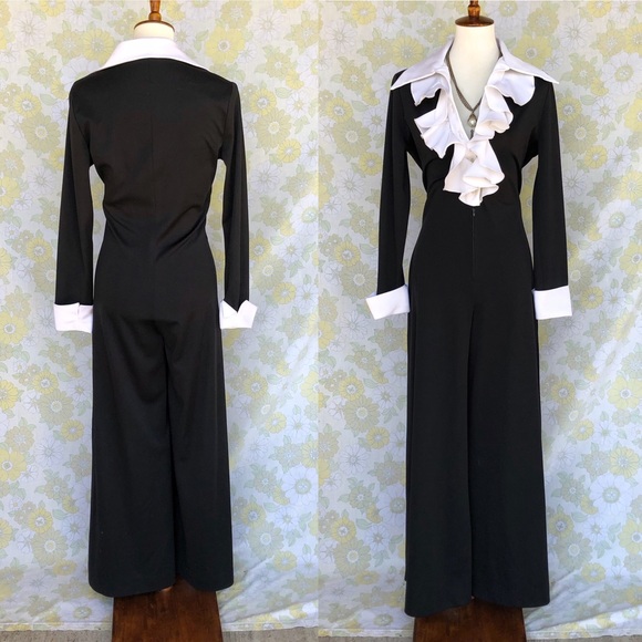 SOLD Vintage🌟70s Ruffle Collared Tuxedo Jumpsuit - Picture 2 of 6